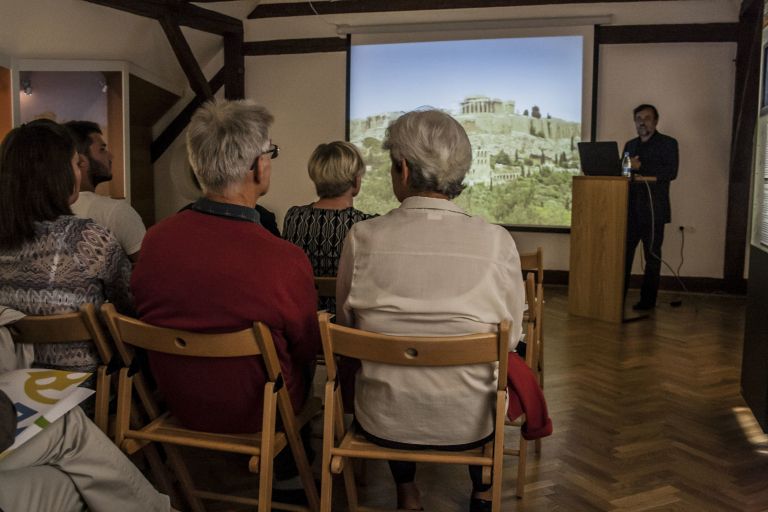 predavanje_dular_3__foto_sandra_reis_.jpg