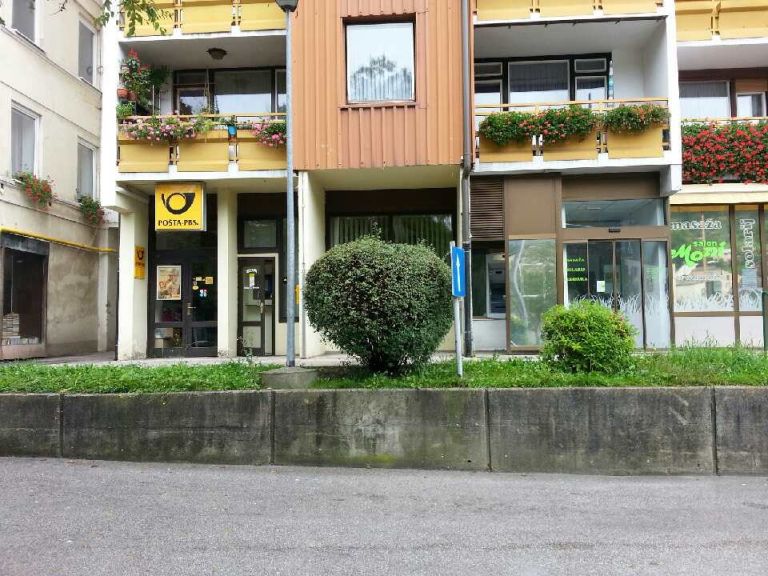 Hrastnik, pošta Dol.jpg
