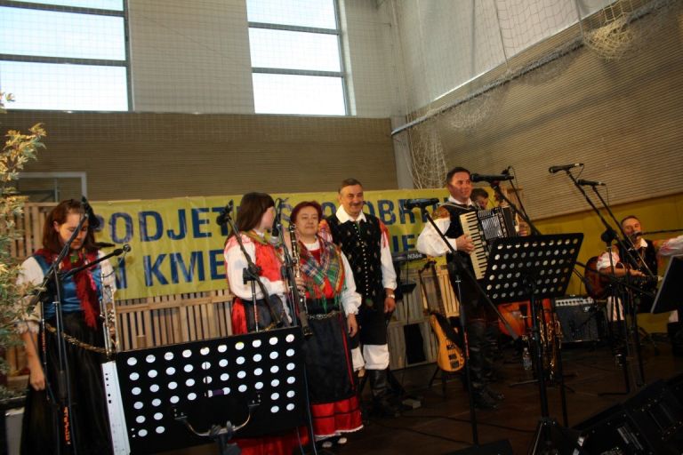 naslovn65j7zu6_000.jpg