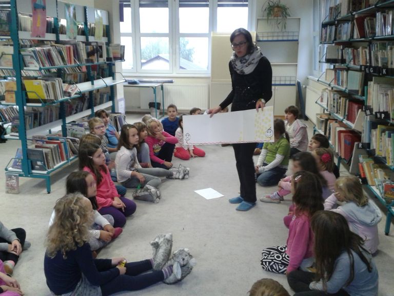 noc_v_knjiznici.jpg