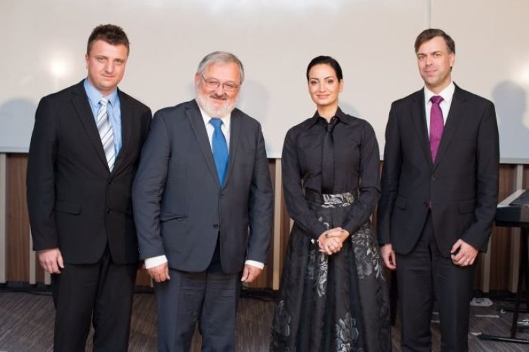 fis_11.jpg