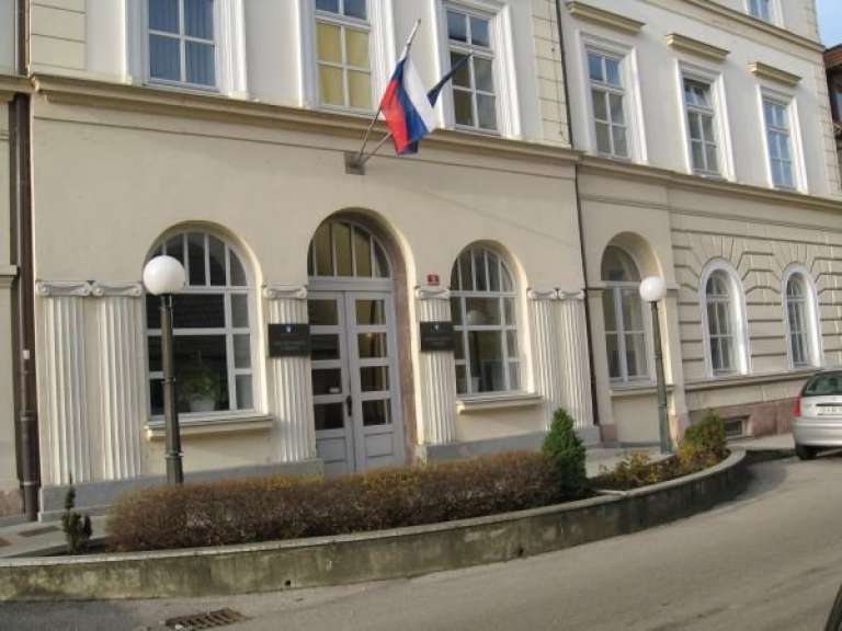 sodisce_okrozno_krsko.jpg