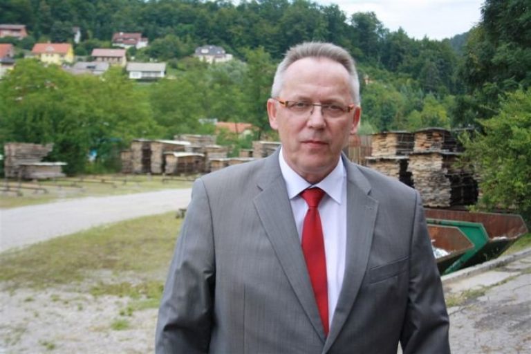 naslovn_kurnik_0001.jpg