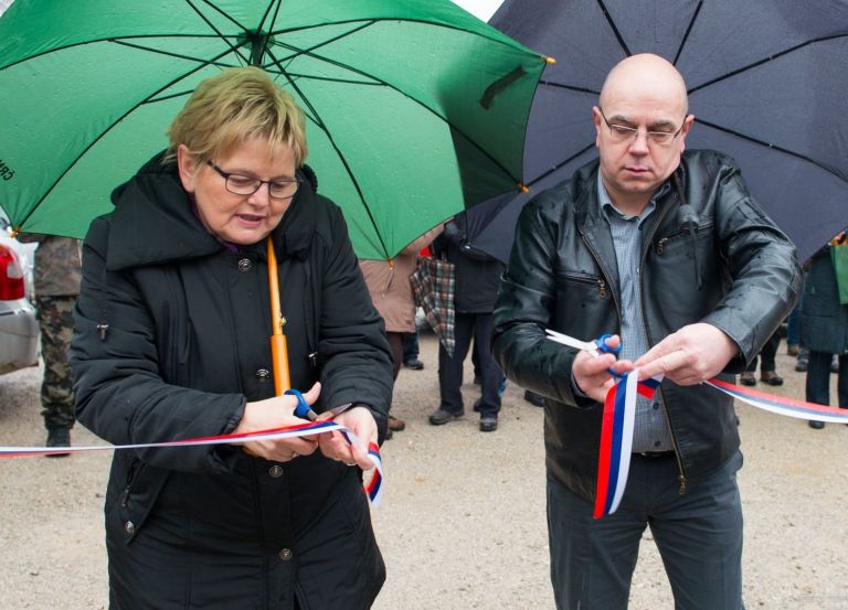 lahinja_sadezi_vodovod_2016_foto_t_urh_1732.jpg