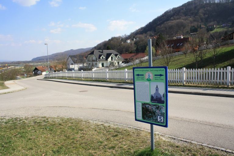 naslovcxh_000.jpg