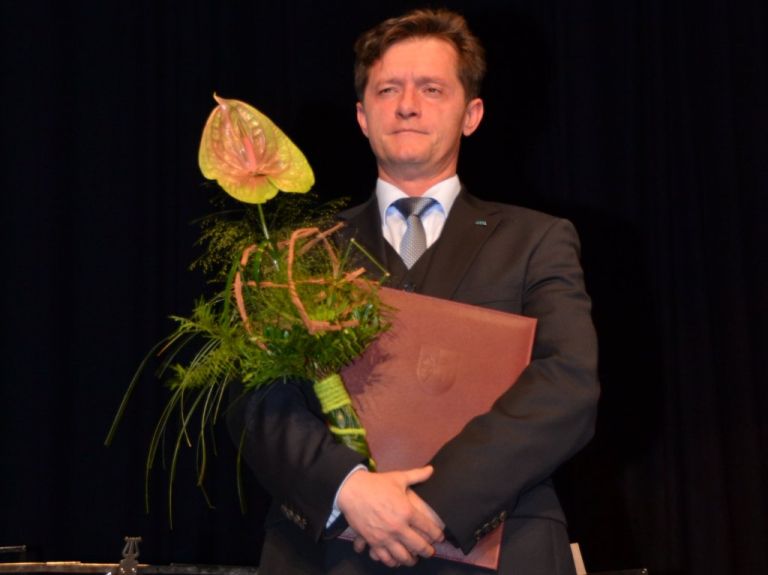 omt_praznik___edmund_pal__direktor_podjetja_sep__listina_zupana.jpg