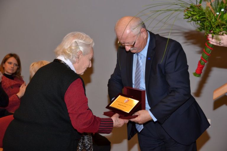 omt_praznik_2016___marija_koracin__priznanje.jpg