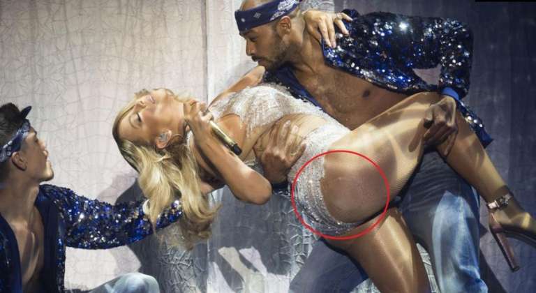 Mariah Carey najlonke.jpg