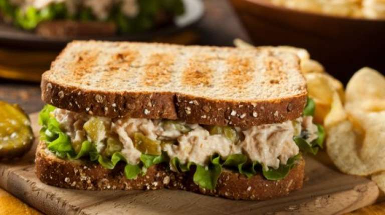tuna-sandwich_625x350_51429608422.jpg