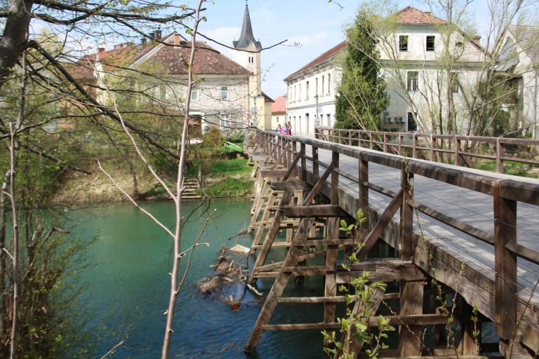 kostanjevica_na_krki.jpg