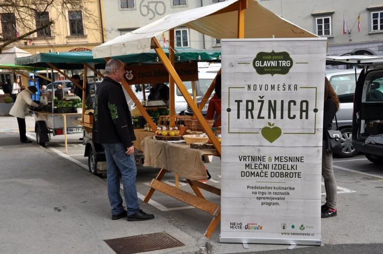 novomeska_trznica.jpg