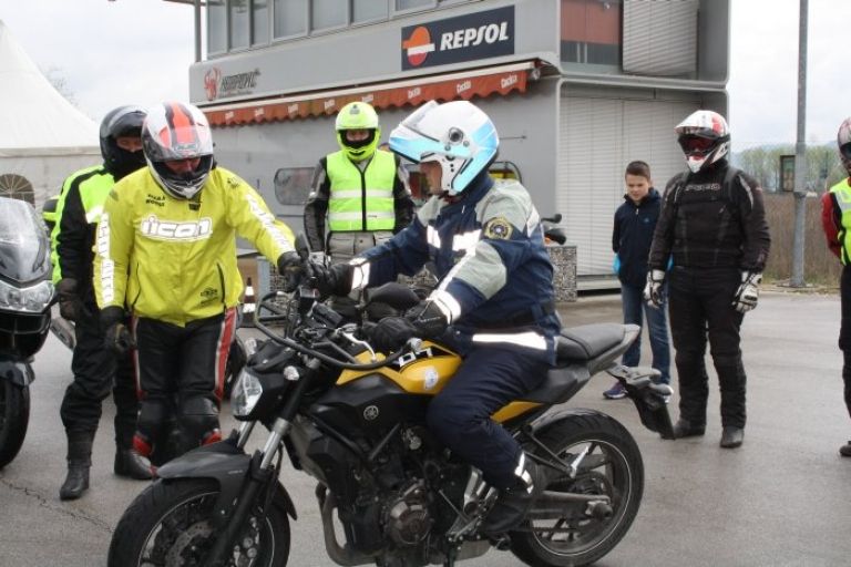 motorist016.jpg