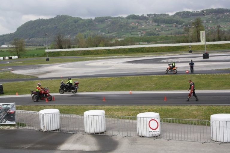motorist038.jpg