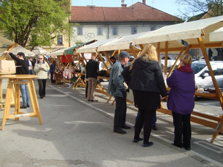 novomeska_trznica01.jpg