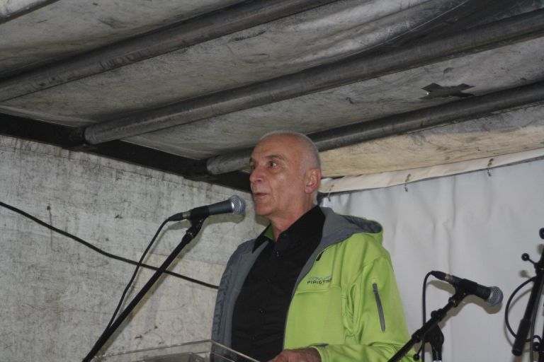 img5_000.jpg