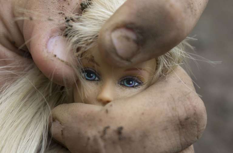 nasilje, barbie.jpg