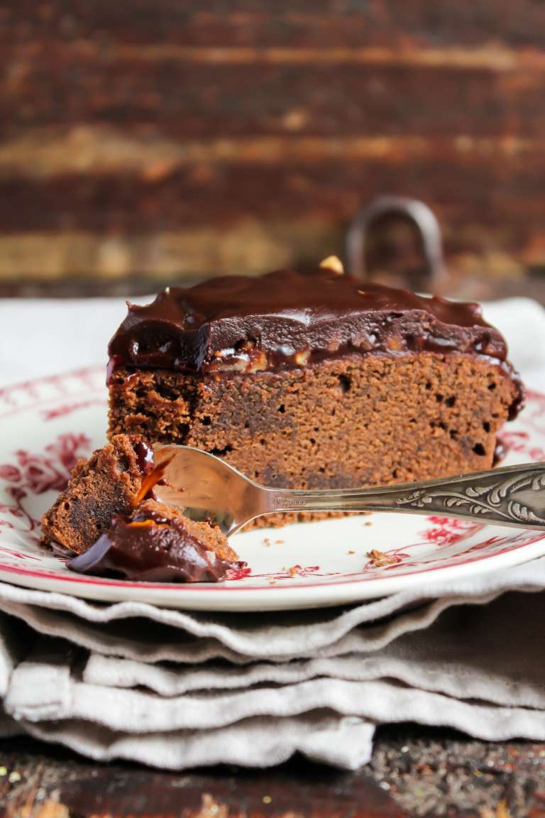 chocolate cake wit raspberry and hazelnut.jpg