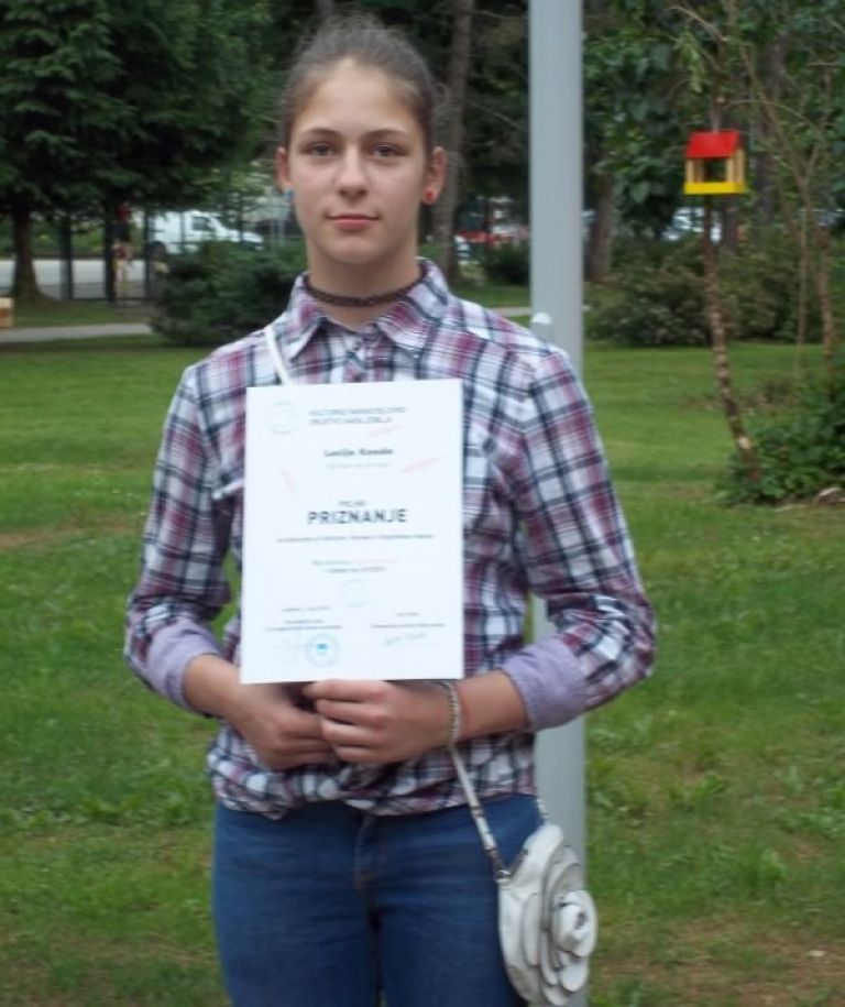 _z2123753.jpg