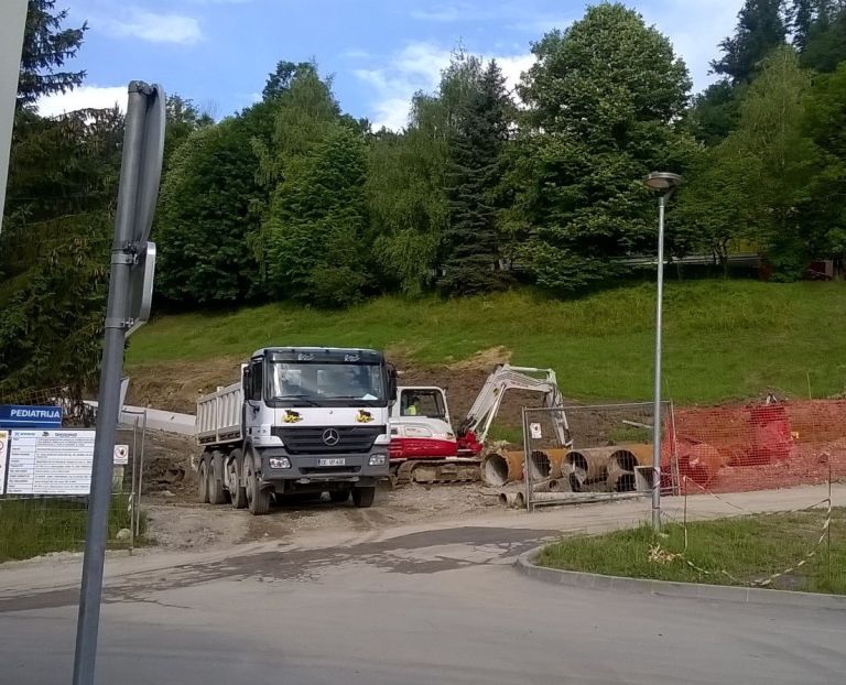 SBT dela parkirišče.jpg