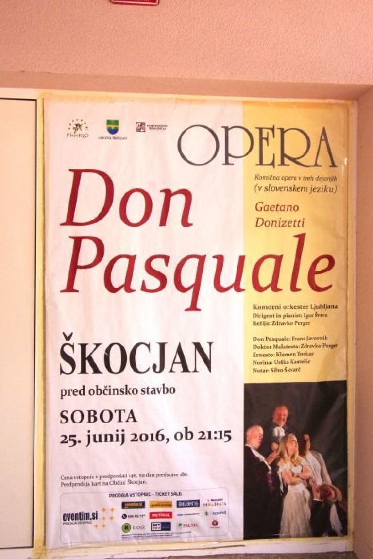 s_opera.jpg