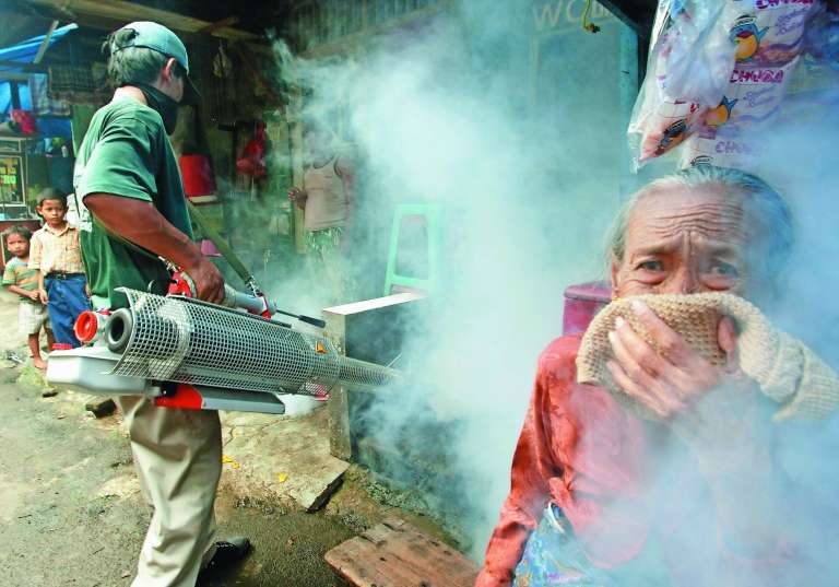 komarji2-FOTO_REUTERS.jpg