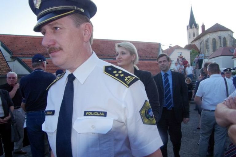 policija__008_0001.jpg