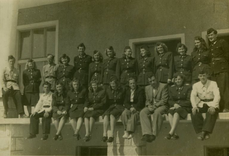 _mili__nice_in_mili__niki__zaposleni_v_kpd_rajhenburg__med_letoma_1950_in_1952__last_dru__ine_d...