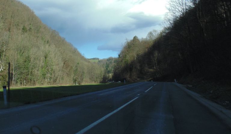 Izlake - Zagorje cesta.jpg