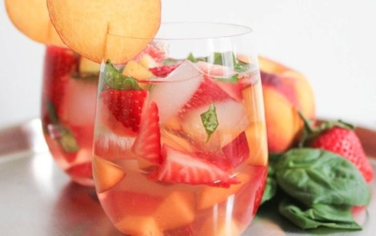 rose sangria.jpg