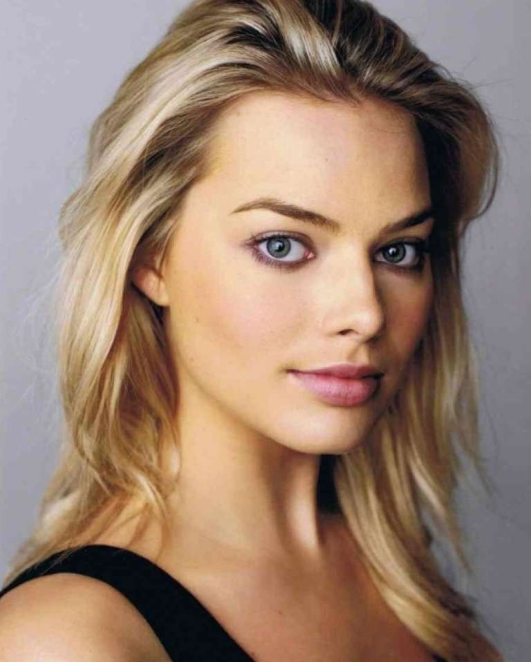 margot robbie1.jpg