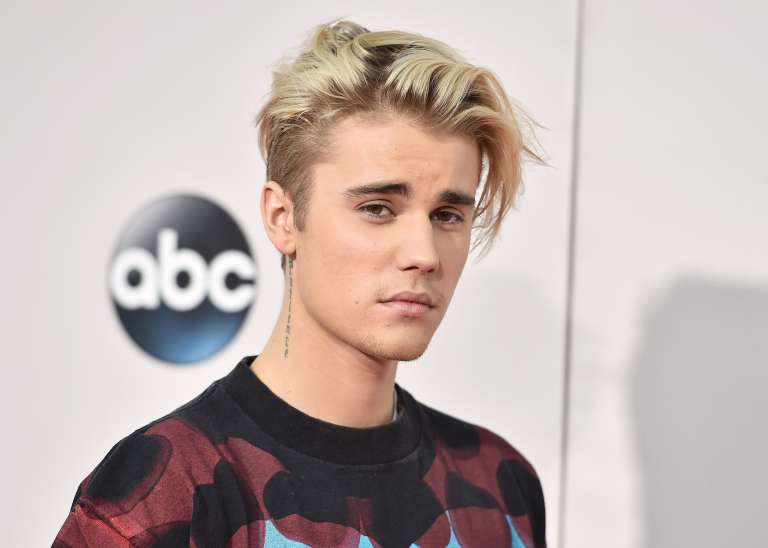 justin-bieber-adult-male-fans.jpeg.jpg