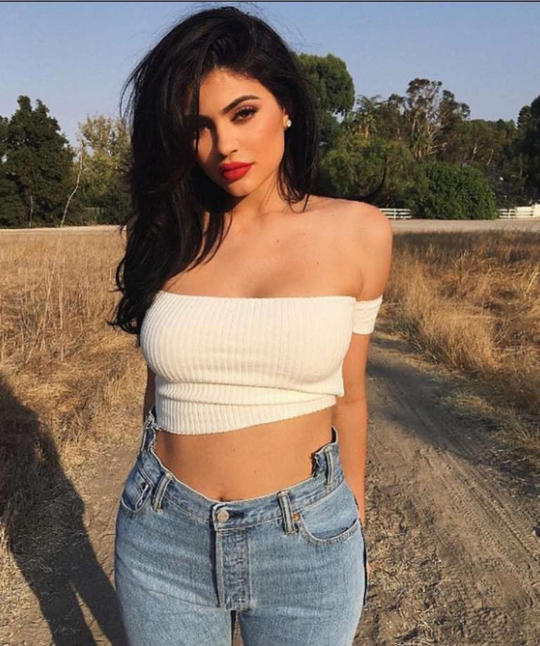 kylie jenner.jpg