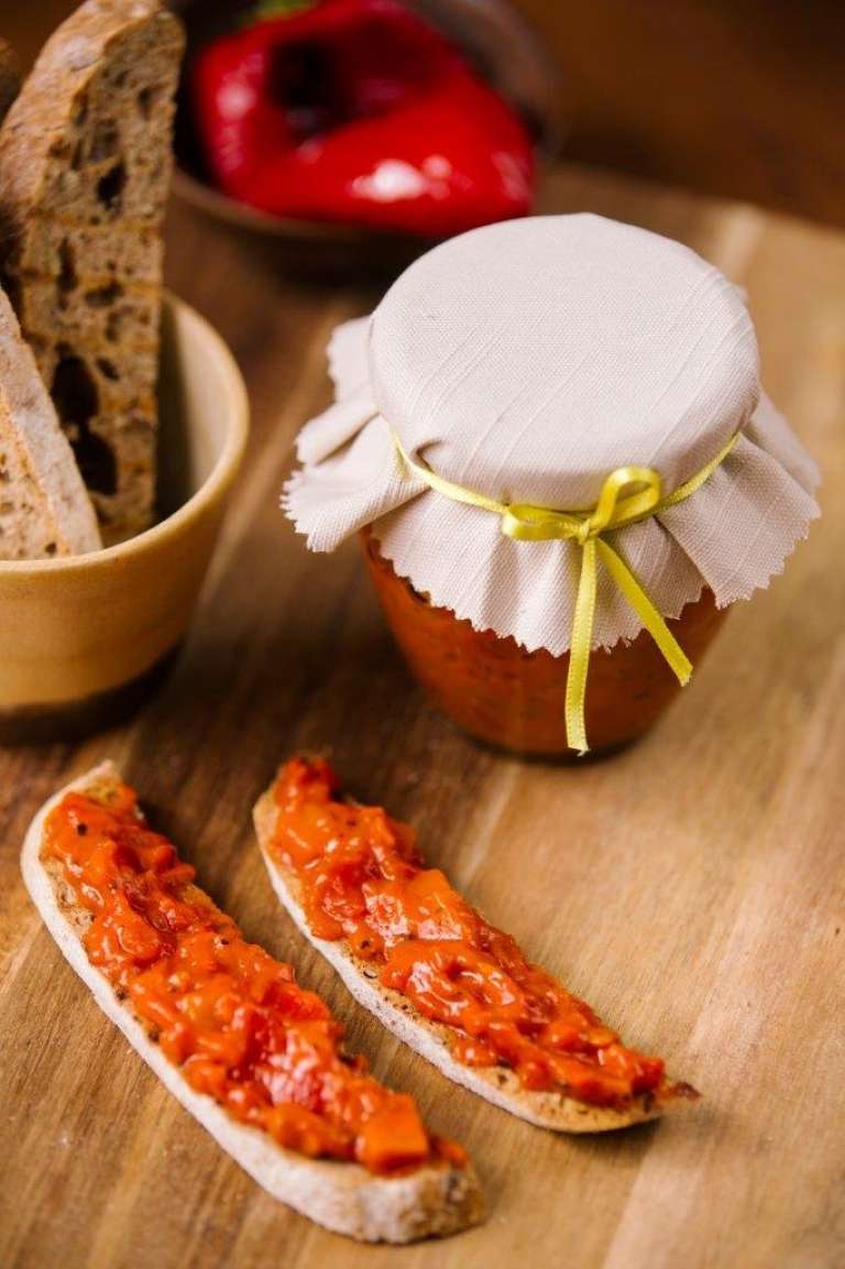 ajvar_vlozen_pinjur.jpg