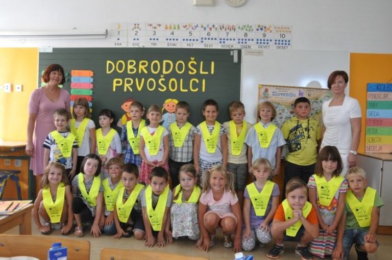 smihelski_prvosolci_1__b_razreda___11.jpg