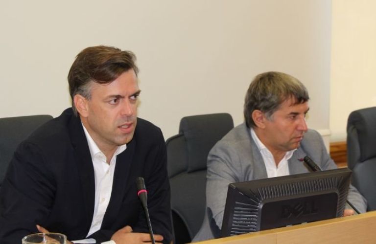 robi2.jpg