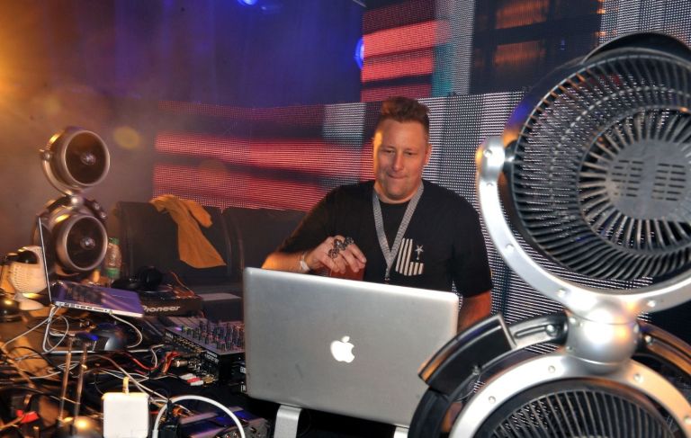dj umek.jpg