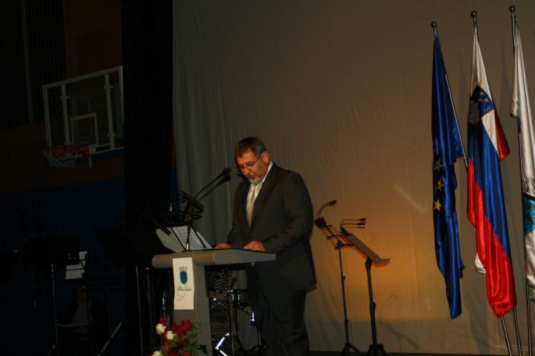 naslovn34_000.jpg