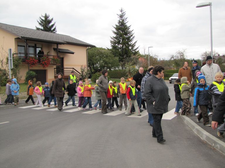otvoritev_ceste_artice_okt_2009_237.jpg
