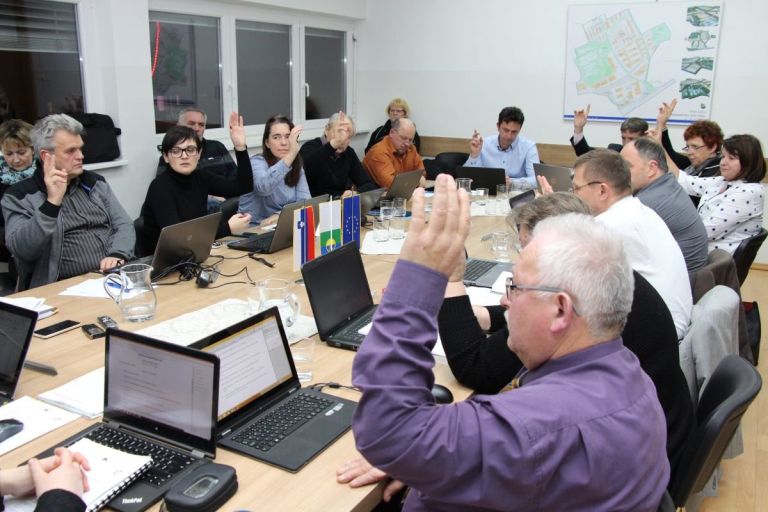 seja_os_straza06.jpg