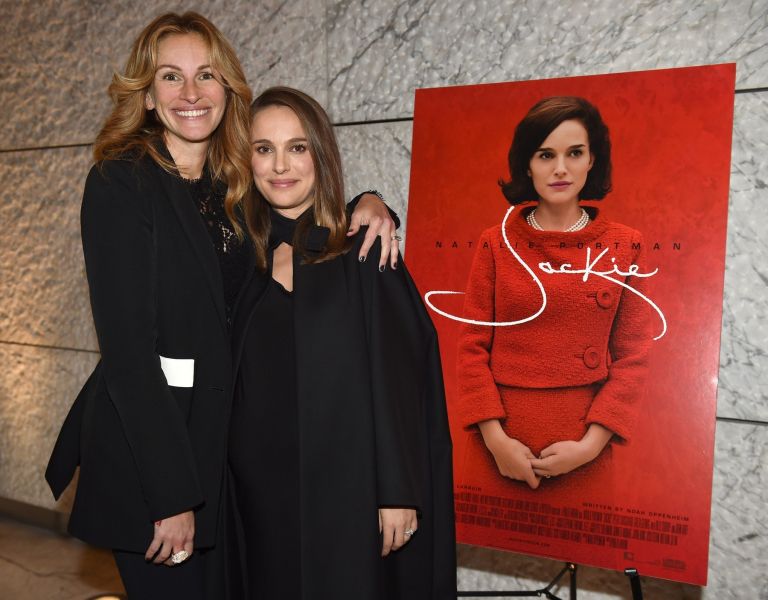 Julia Roberts in Natalie Portman.jpg