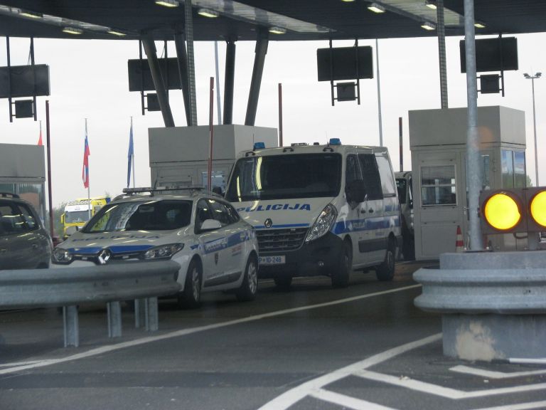 policijki_avtomobili.jpg