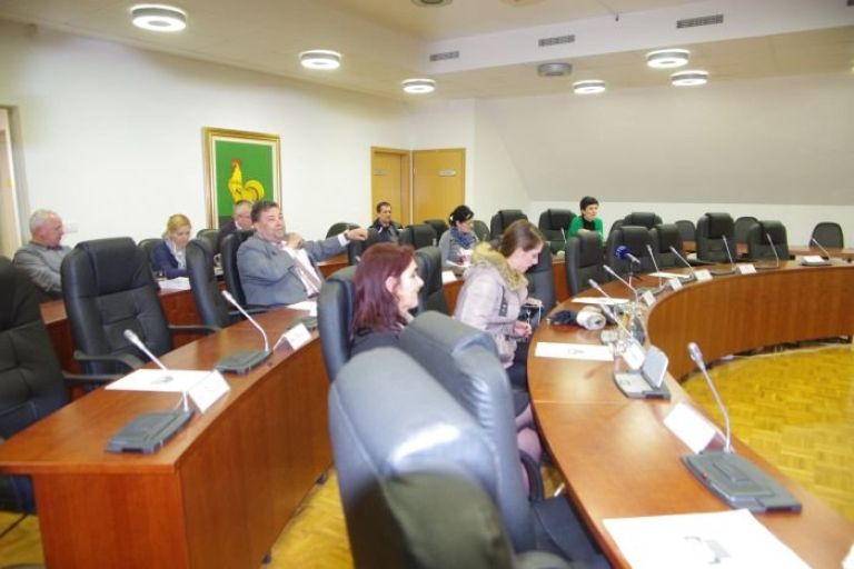 izredna_006_0001.jpg
