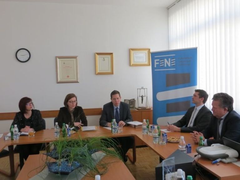 obisk_madzarske_veleposlanice__001.jpg