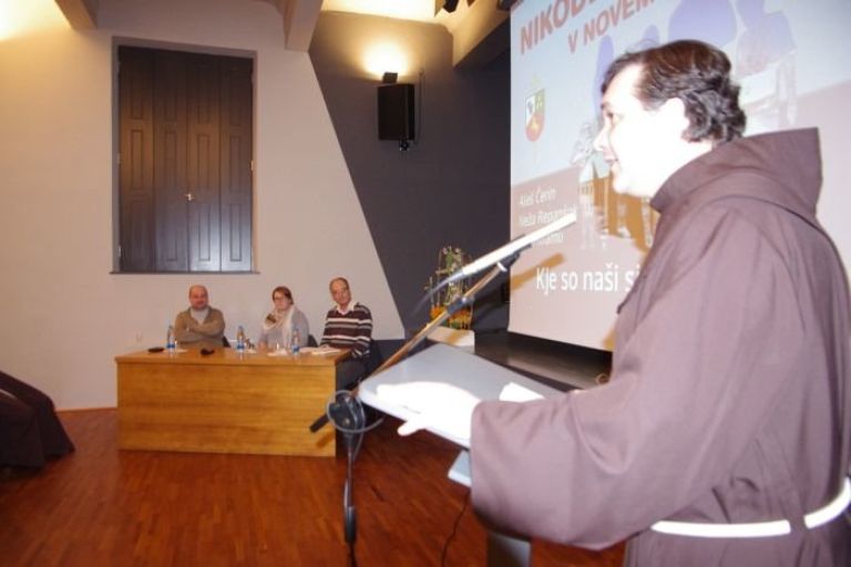 nikodem_004_0001.jpg