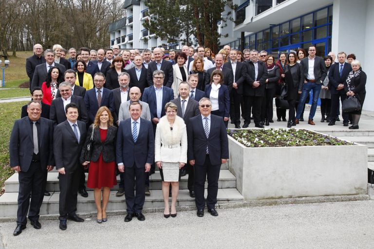 colaric_ostaja_predsednik.jpg