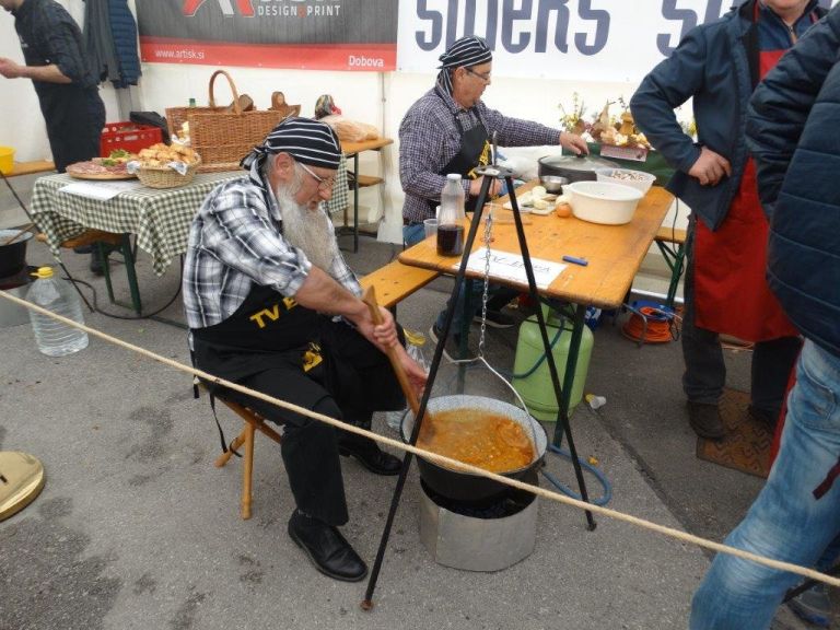 golaz__7_.jpg