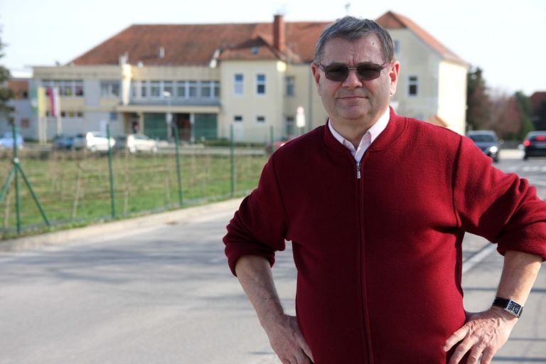 tone_gajsek.jpg