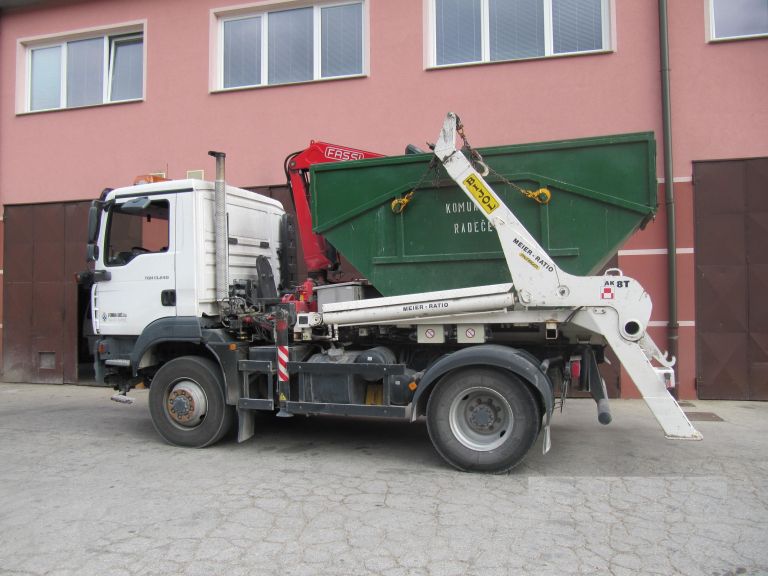 Radeče komunala.jpg