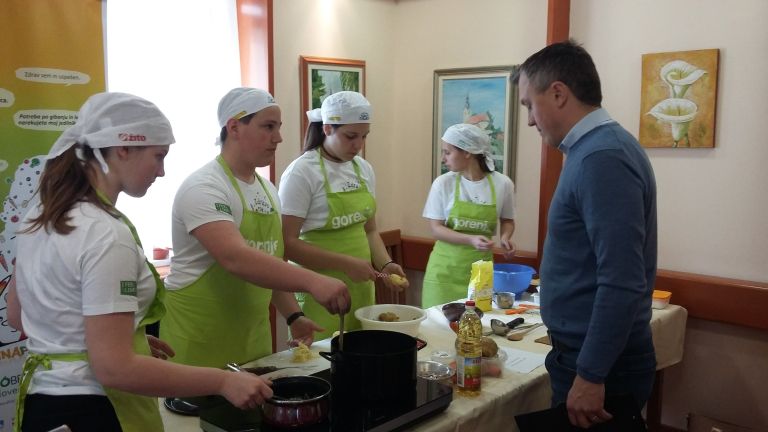 _gostilna_jak__e__1_.jpg