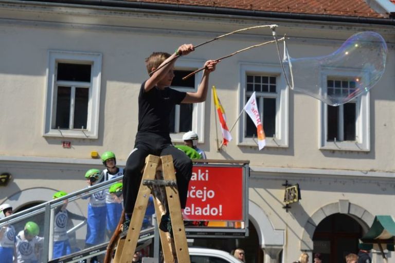 danzemlje_016.jpg